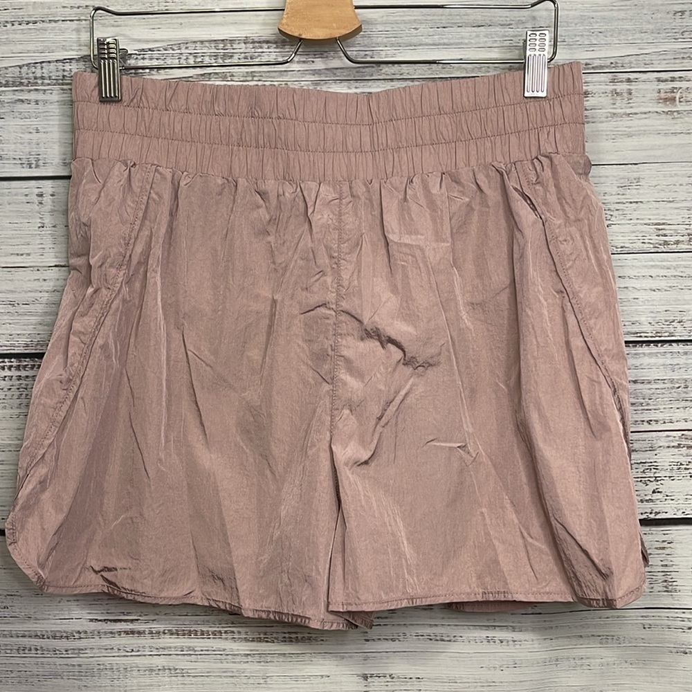 🔥 SALE Women’s Shorts Pale Pink with liner | Size XL